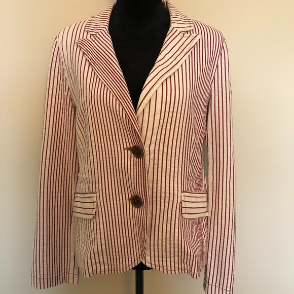 CAbi Jackets & Blazers - CAbi white and red blazer